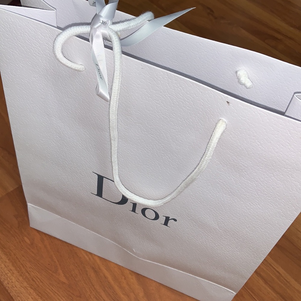 Dior Paper Shopping Bag with Ribbon - Picture 11 of 11